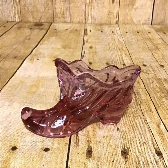 Fenton Legend of the Secret Slipper Pink Slipper Shoe - Picture 2 of 10